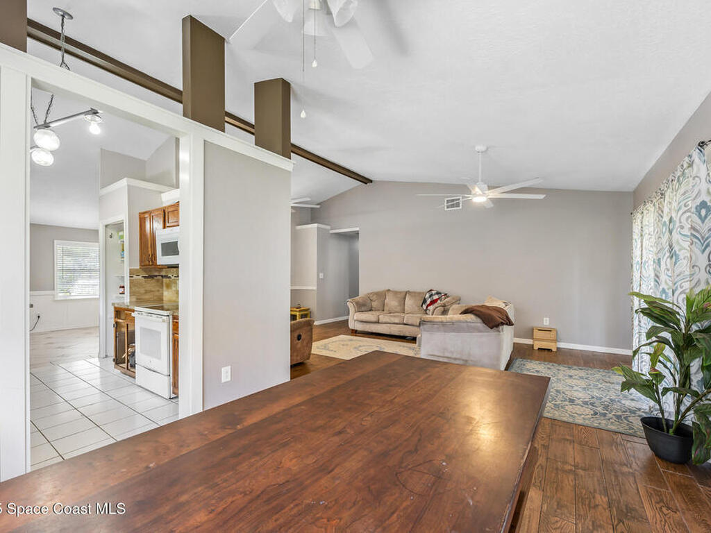 581 Jupiter Boulevard, Palm Bay, FL 32907