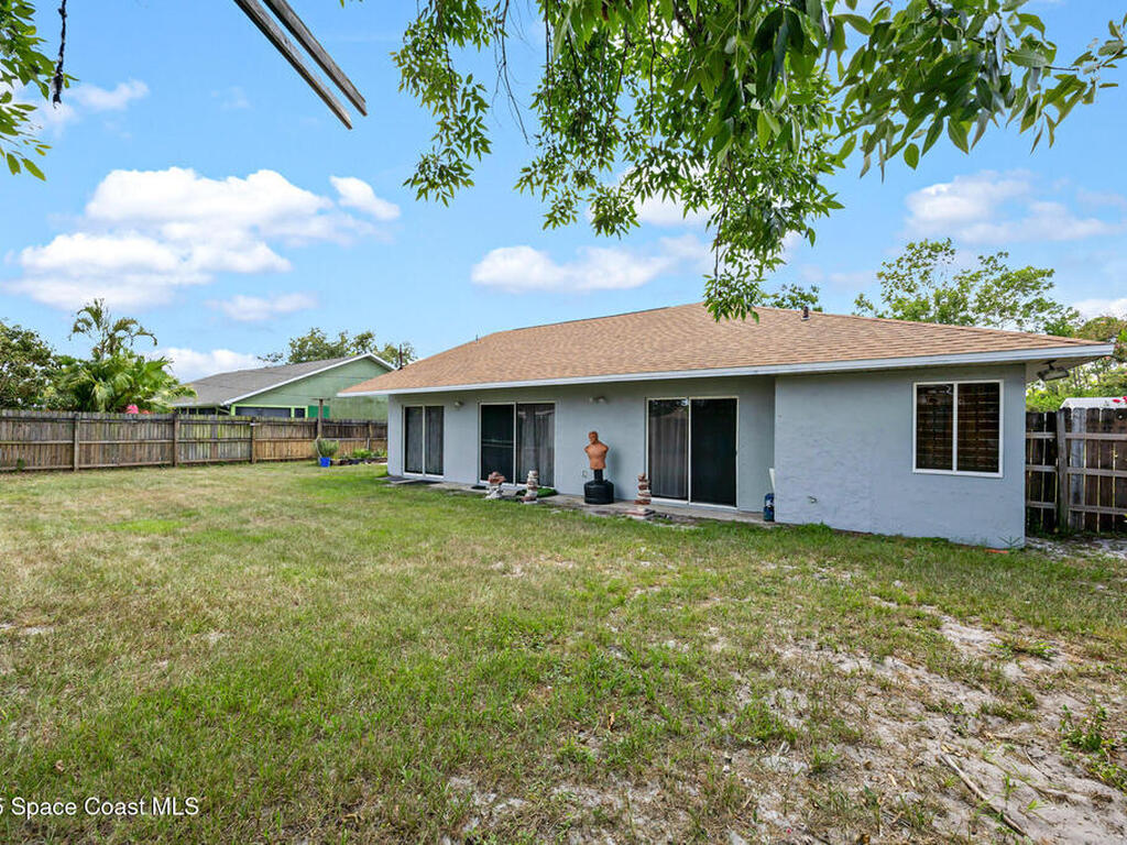 581 Jupiter Boulevard, Palm Bay, FL 32907