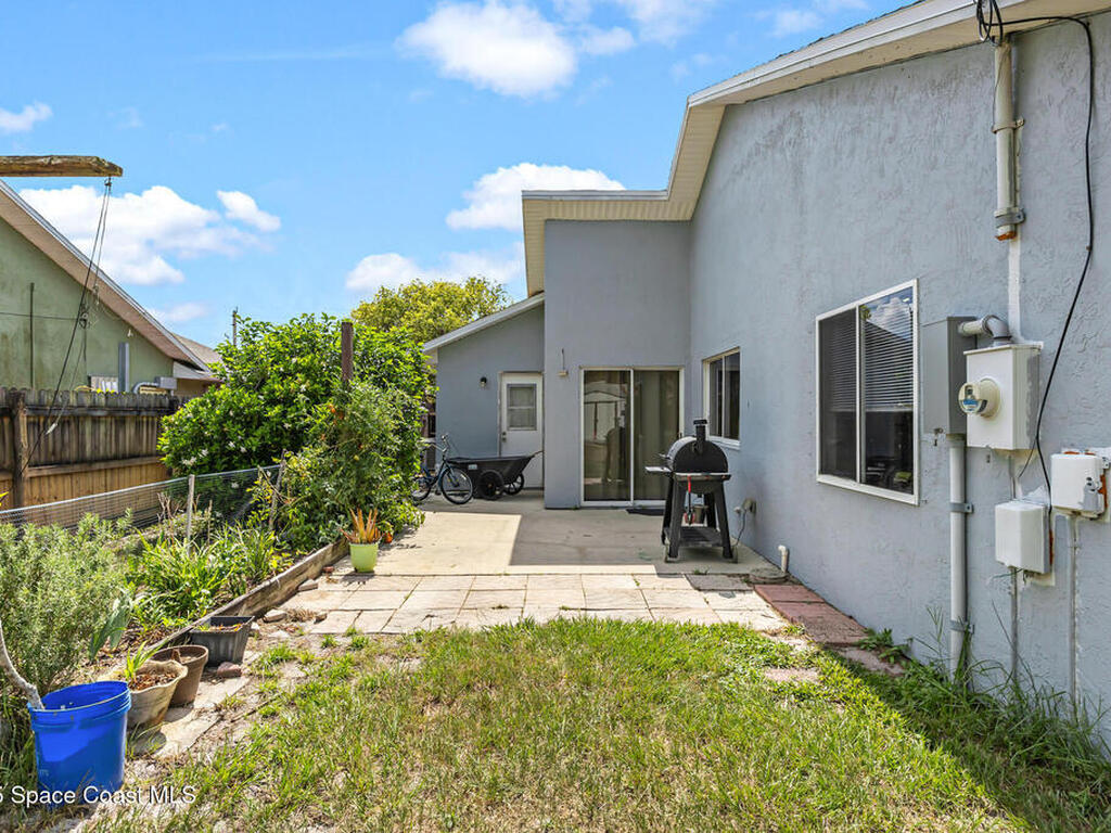 581 Jupiter Boulevard, Palm Bay, FL 32907