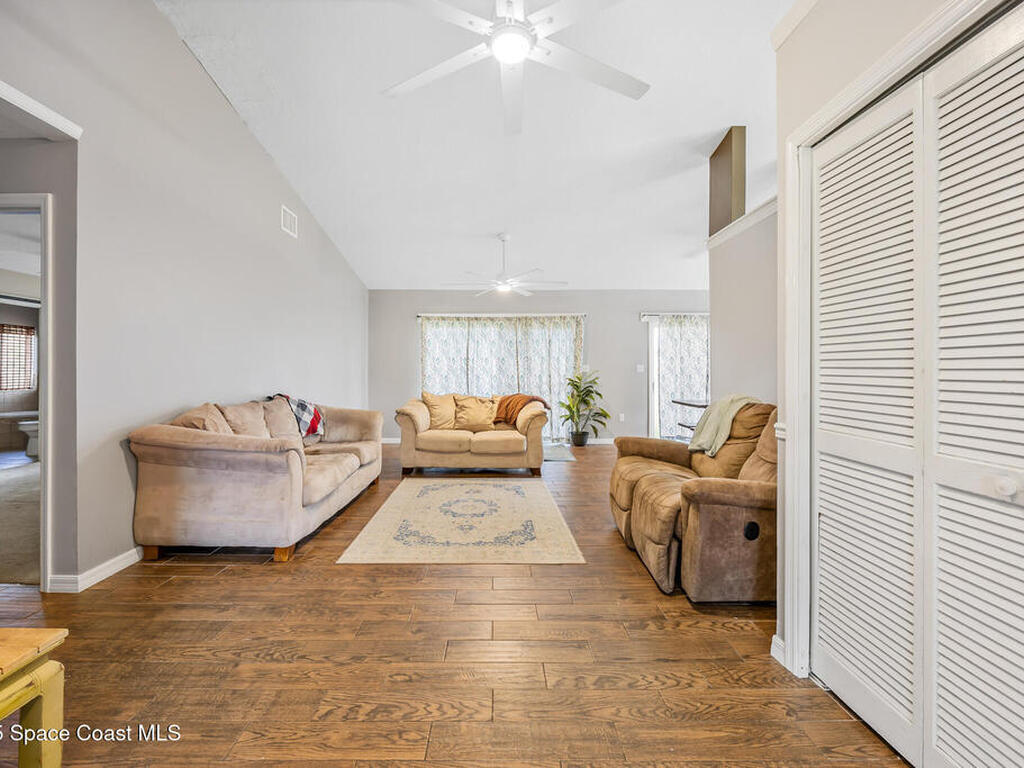 581 Jupiter Boulevard, Palm Bay, FL 32907