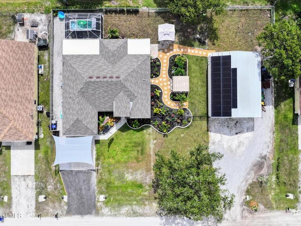 8325 105th Court, Vero Beach, FL 32967