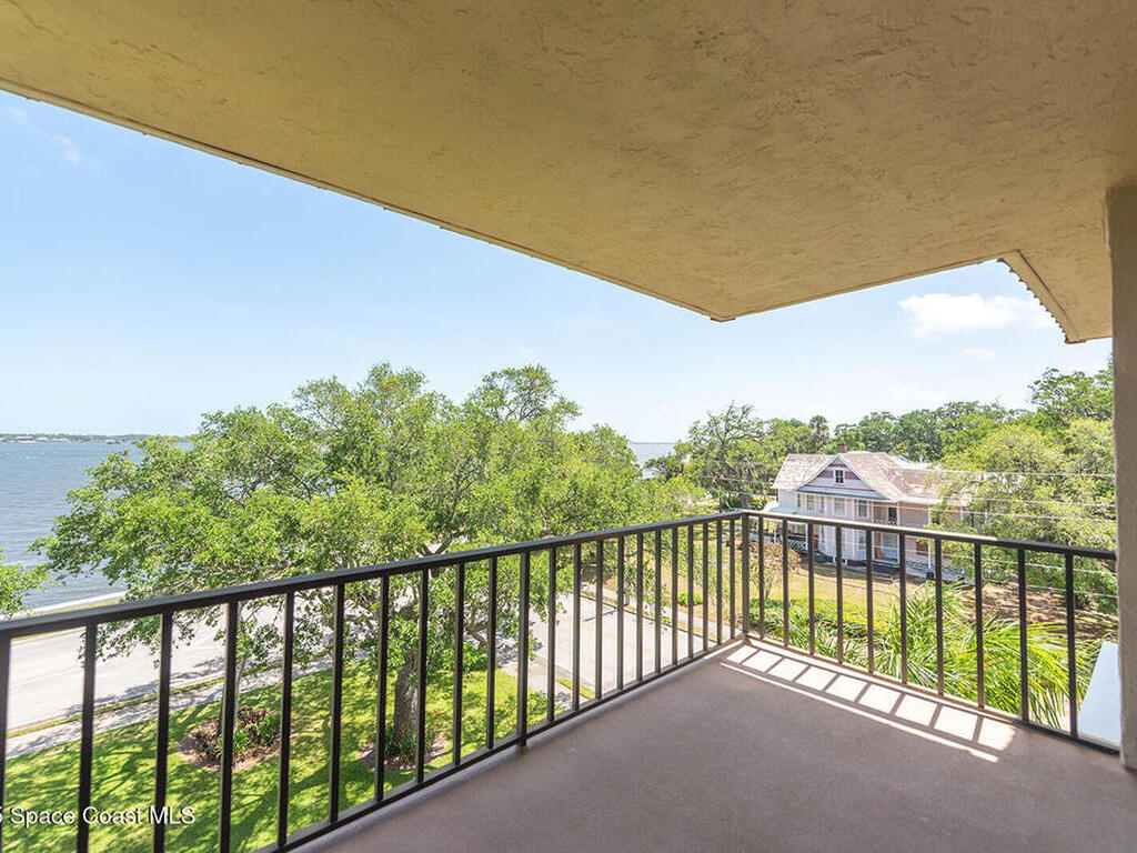 1049 Rockledge Drive, Rockledge, FL 32955