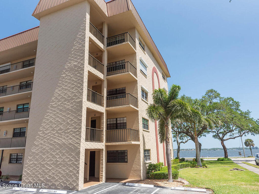 1049 Rockledge Drive, Rockledge, FL 32955