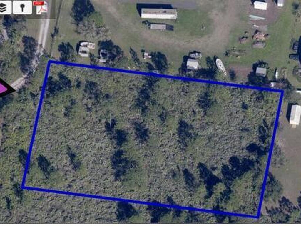 8665 Canvas Avenue, Grant-Valkaria, FL 32909