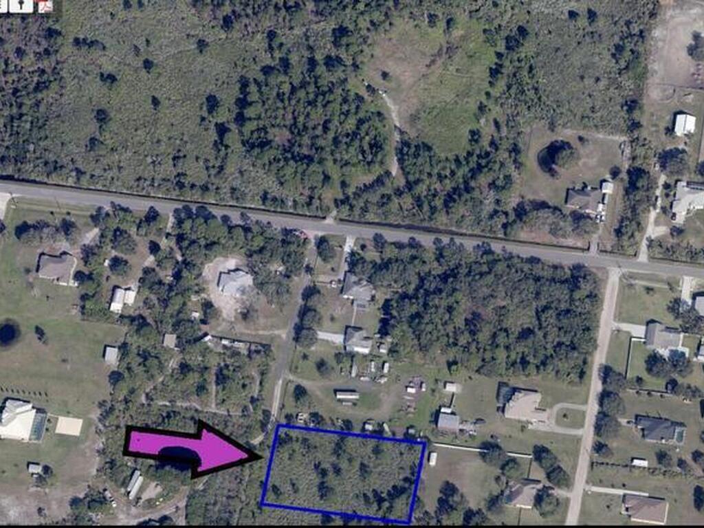 8665 Canvas Avenue, Grant-Valkaria, FL 32909