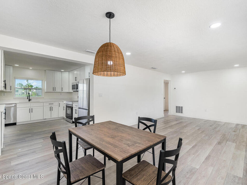 320 Alabama Avenue, Merritt Island, FL 32953