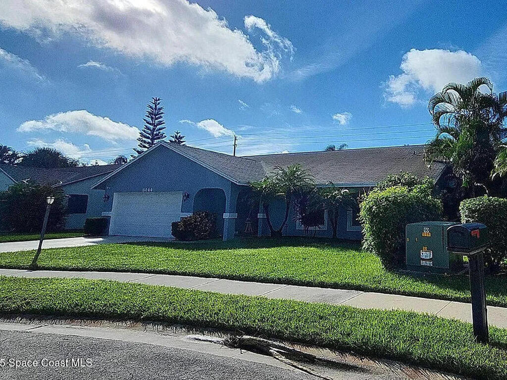 8444 Linden Way, Lake Worth, FL 33467