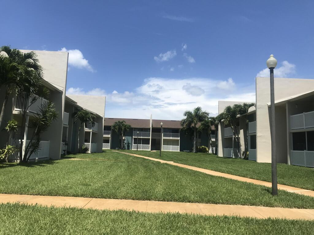 250 N Banana River Drive, Merritt Island, FL 32952