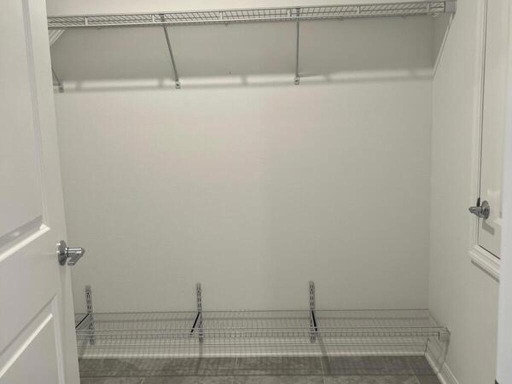 4255 Pebbles Throw Drive, Kissimmee, FL 34746