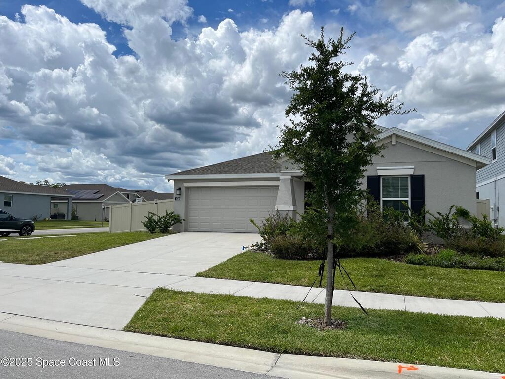 4255 Pebbles Throw Drive, Kissimmee, FL 34746