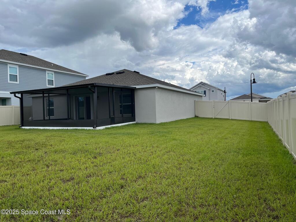 4255 Pebbles Throw Drive, Kissimmee, FL 34746