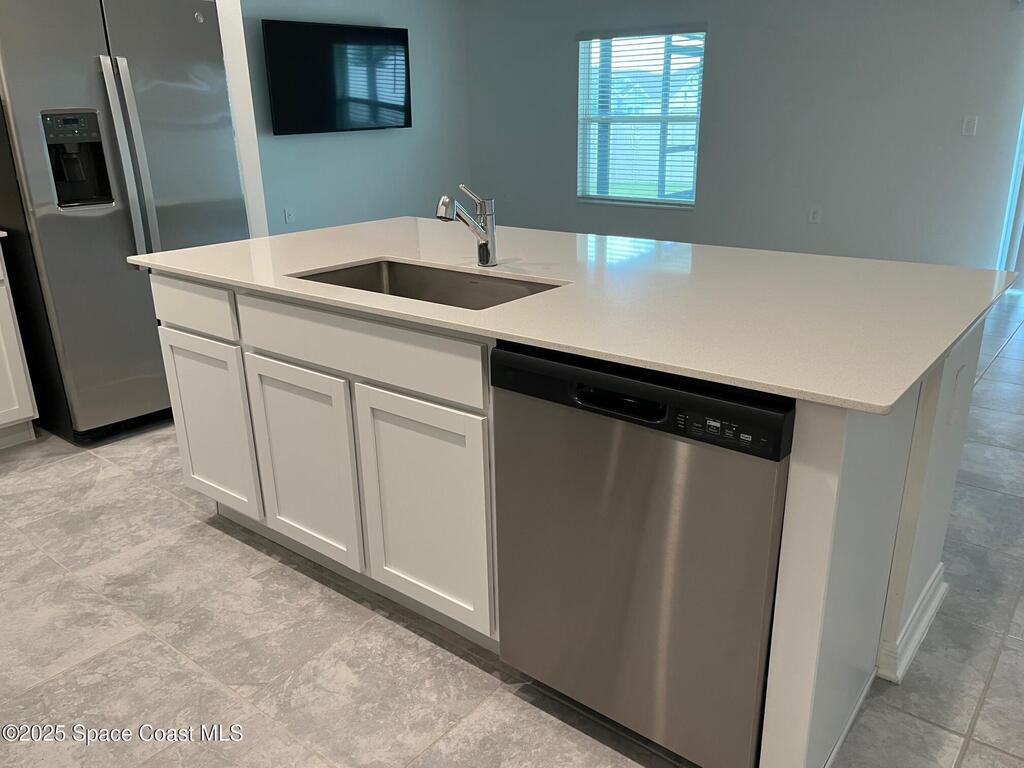 4255 Pebbles Throw Drive, Kissimmee, FL 34746