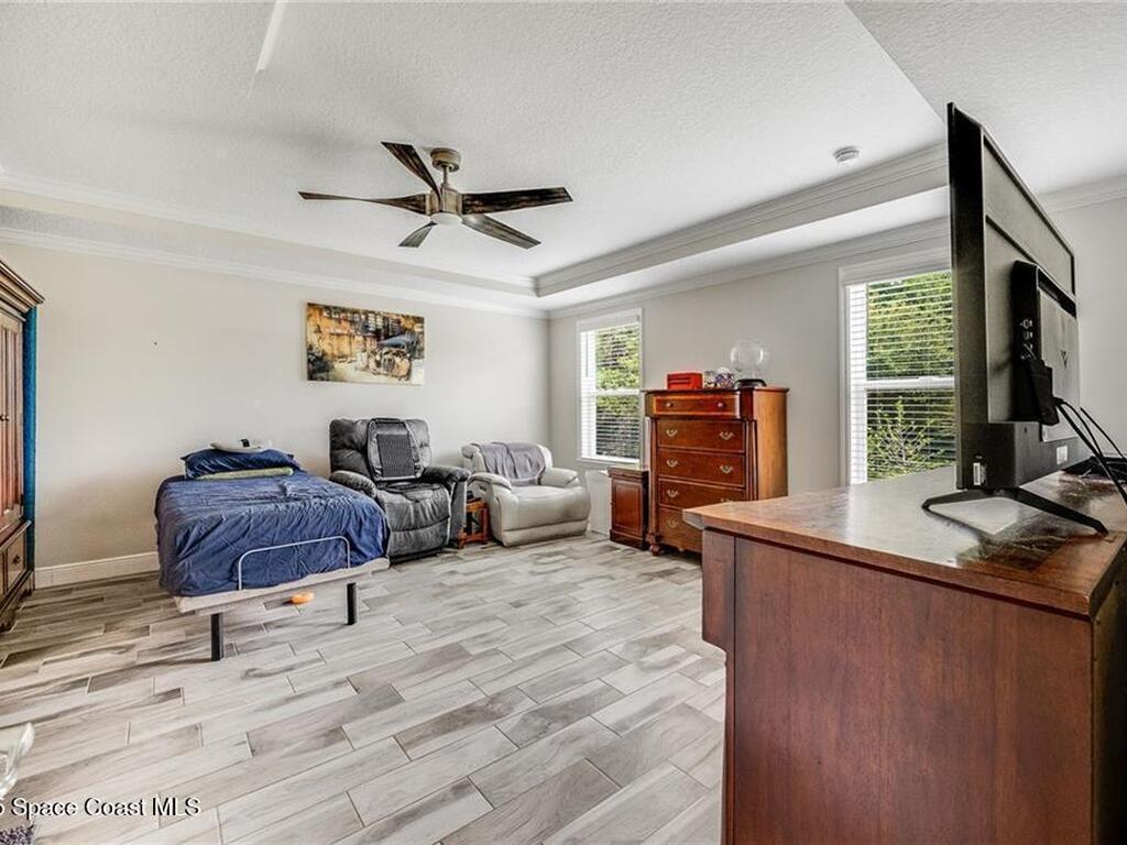 8977 101st Avenue, Vero Beach, FL 32967