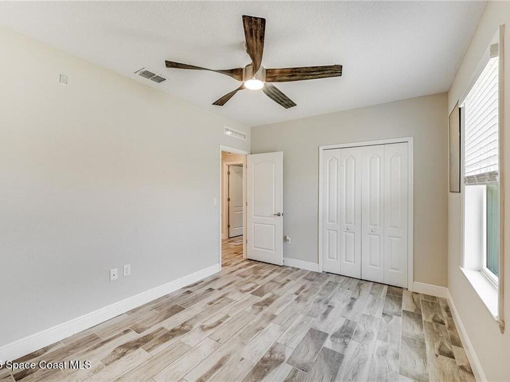 8977 101st Avenue, Vero Beach, FL 32967