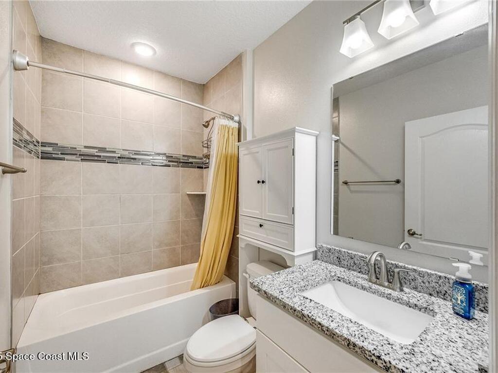 8977 101st Avenue, Vero Beach, FL 32967