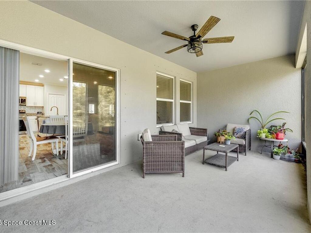 8977 101st Avenue, Vero Beach, FL 32967