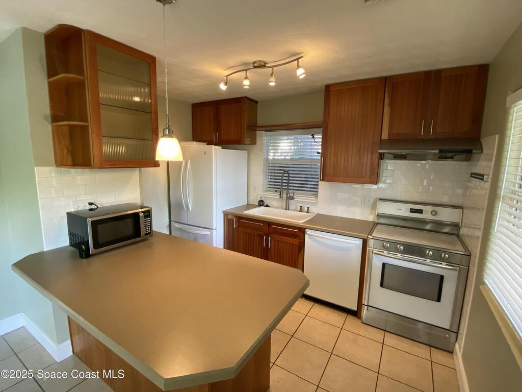 208 Johnson Avenue, Cape Canaveral, FL 32920