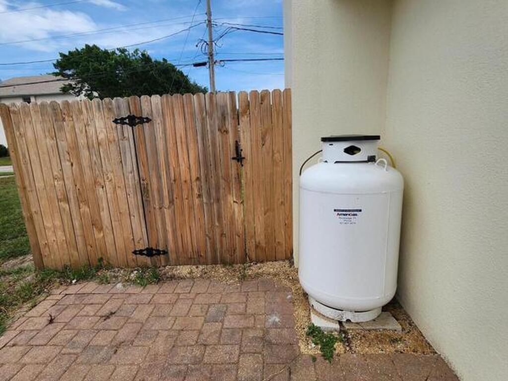 410 Fourth Street, Merritt Island, FL 32953