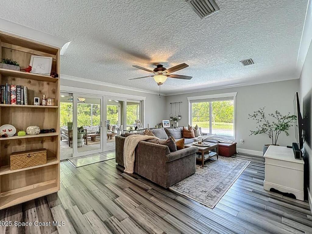 1425 Lester Court, Merritt Island, FL 32952