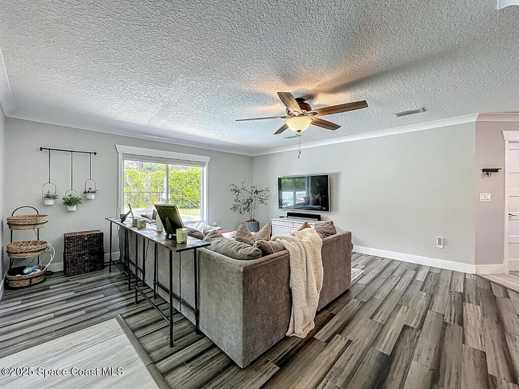 1425 Lester Court, Merritt Island, FL 32952