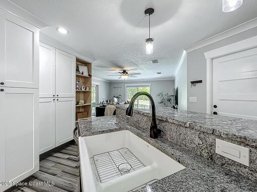 1425 Lester Court, Merritt Island, FL 32952