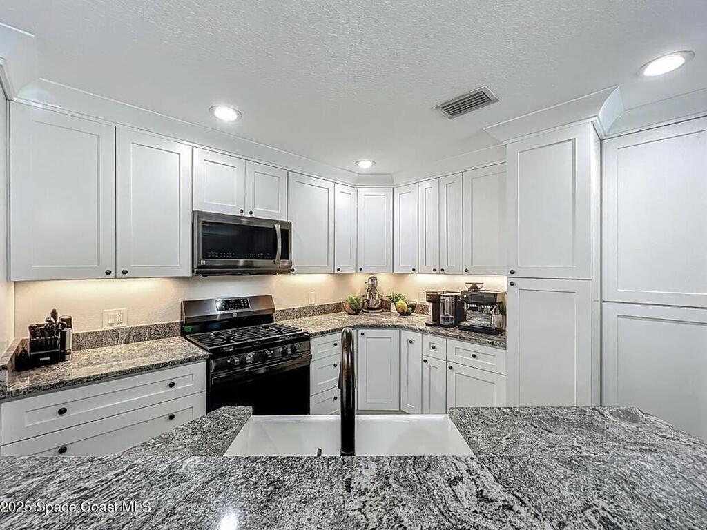 1425 Lester Court, Merritt Island, FL 32952