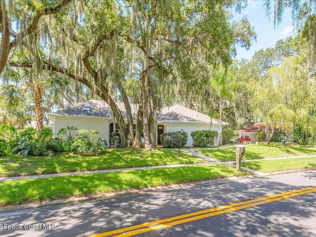 1351 Meadowbrook Road, Palm Bay, FL 32905