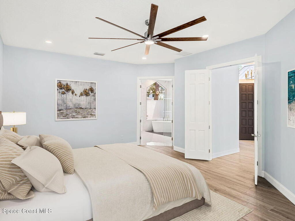 881 Peregrine Drive, Indialantic, FL 32903