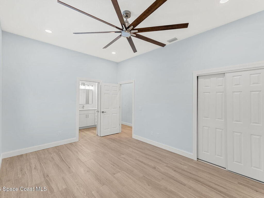 881 Peregrine Drive, Indialantic, FL 32903