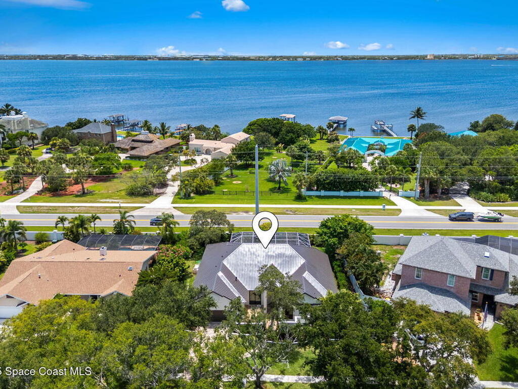 881 Peregrine Drive, Indialantic, FL 32903