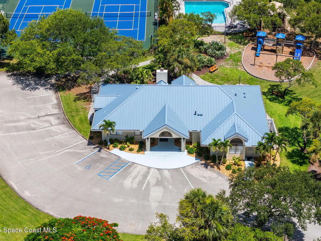881 Peregrine Drive, Indialantic, FL 32903