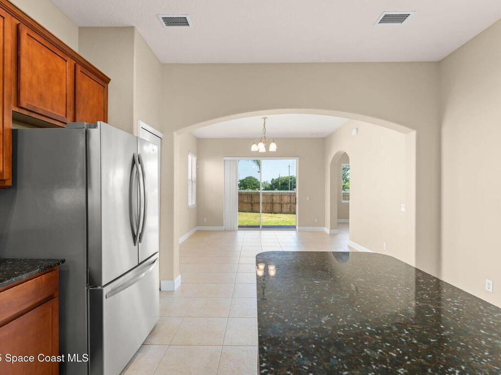 2032 Elkins Point Point, Melbourne, FL 32935