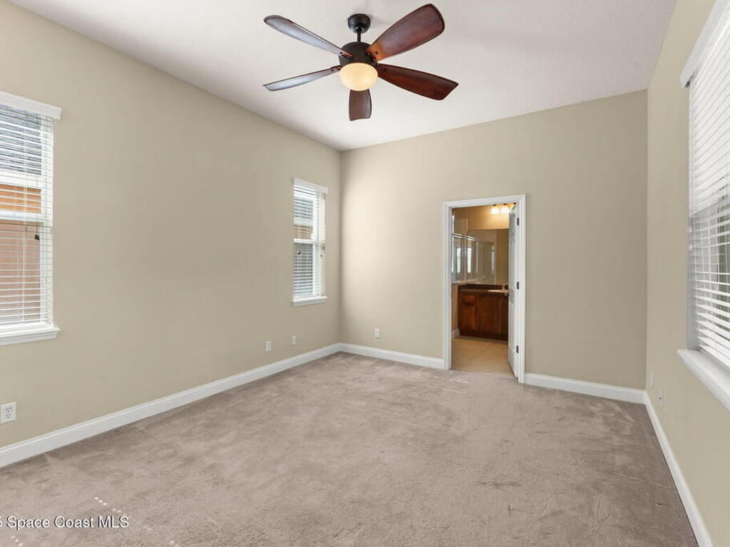 2032 Elkins Point Point, Melbourne, FL 32935