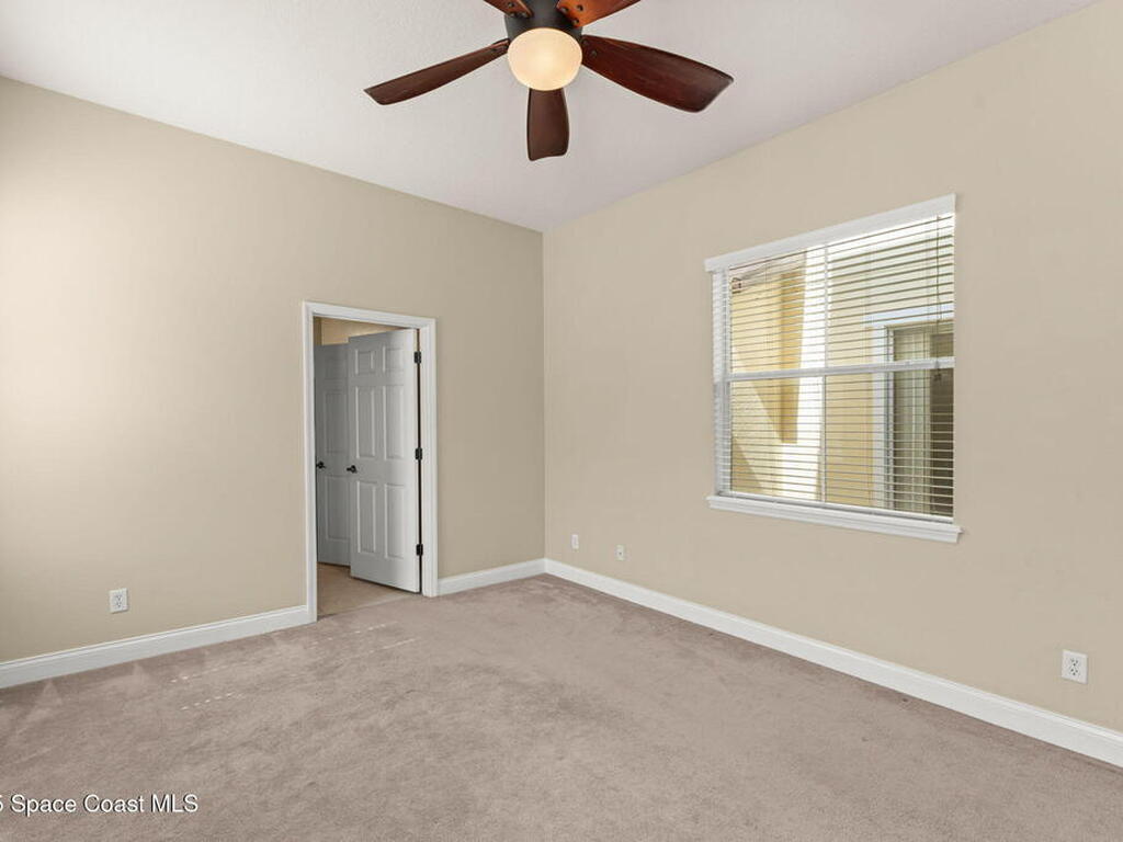 2032 Elkins Point Point, Melbourne, FL 32935