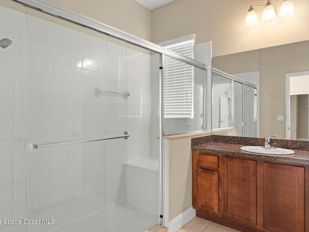 2032 Elkins Point Point, Melbourne, FL 32935