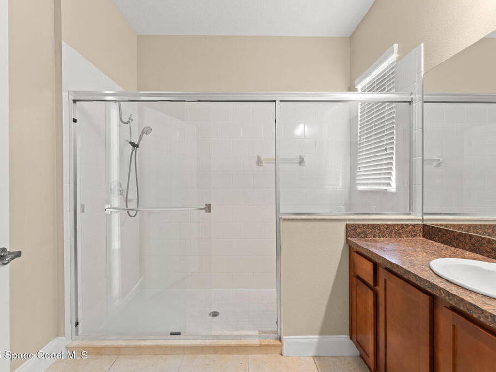 2032 Elkins Point Point, Melbourne, FL 32935