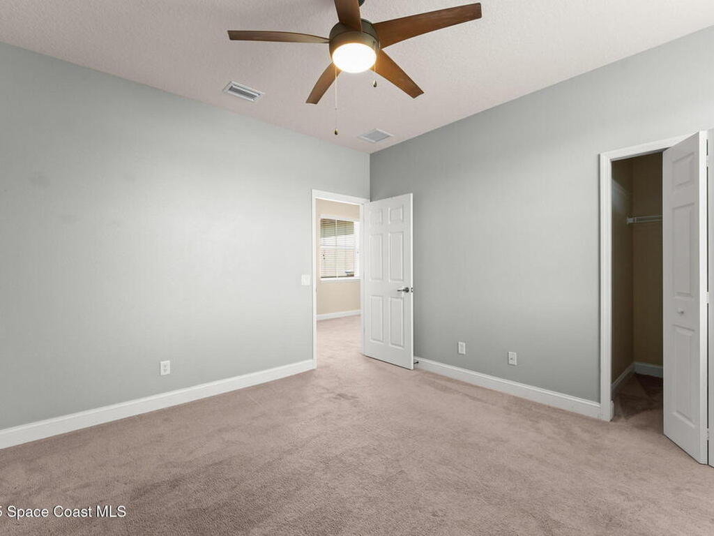 2032 Elkins Point Point, Melbourne, FL 32935