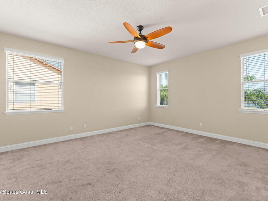 2032 Elkins Point Point, Melbourne, FL 32935