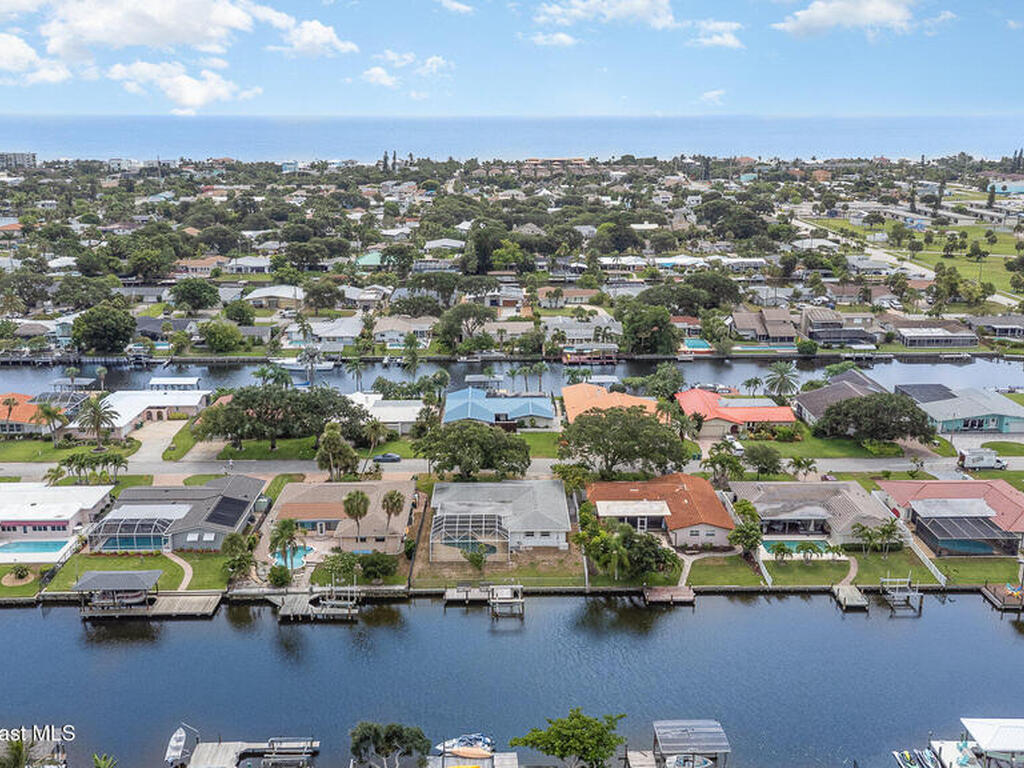 55 Yacht Haven Drive, Cocoa Beach, FL 32931