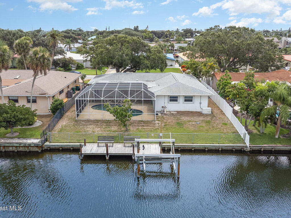 55 Yacht Haven Drive, Cocoa Beach, FL 32931