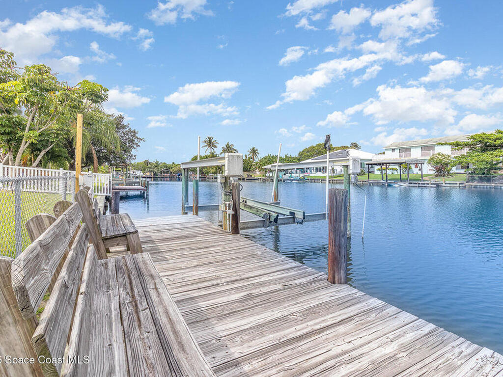 55 Yacht Haven Drive, Cocoa Beach, FL 32931