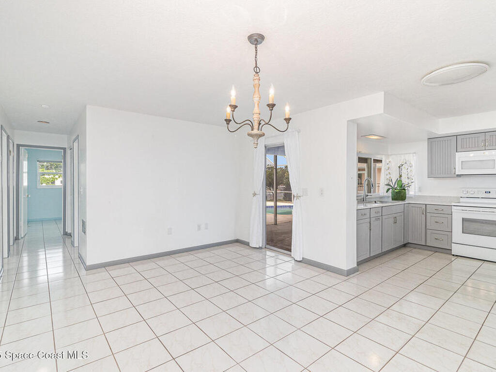 55 Yacht Haven Drive, Cocoa Beach, FL 32931