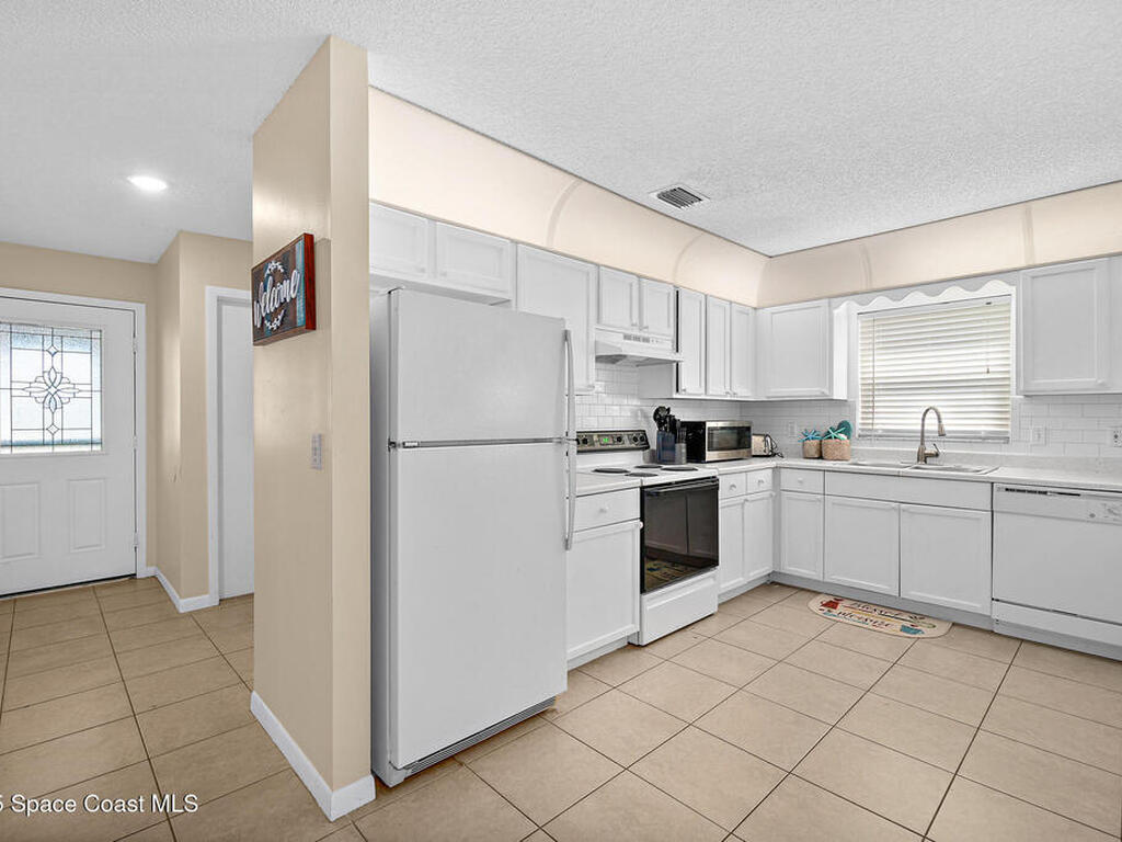 147 & 159 Ocean View Lane, Melbourne, FL 32903