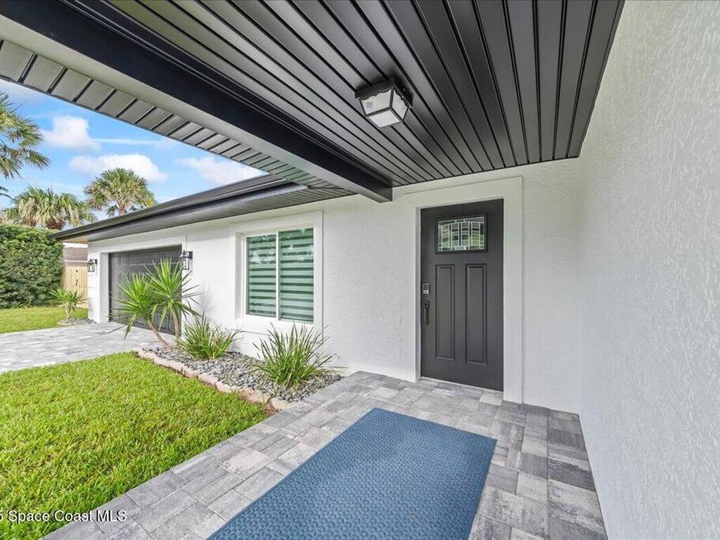 300 Oak Street, Melbourne Beach, FL 32951