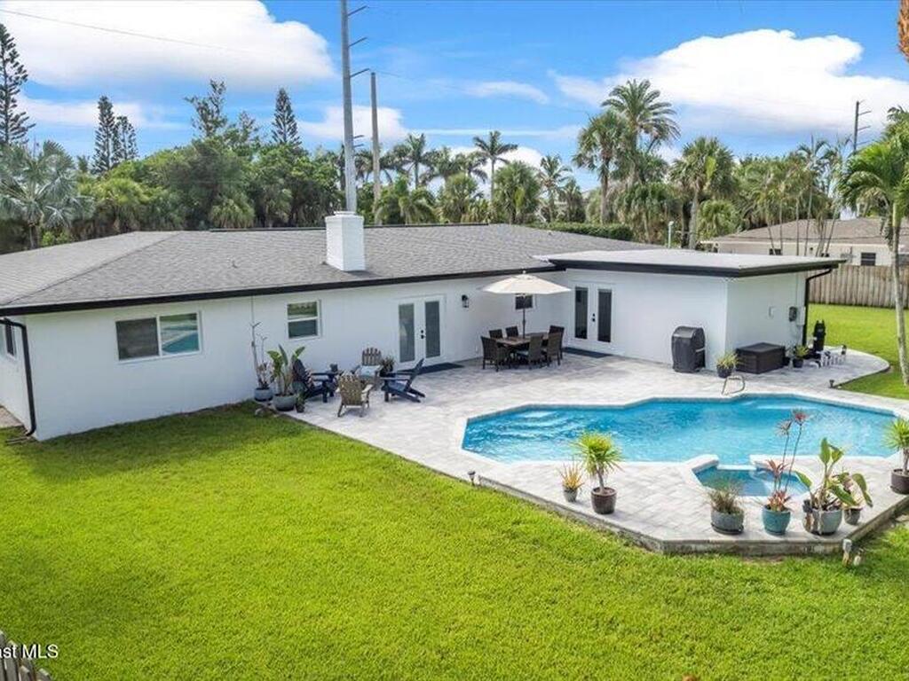 300 Oak Street, Melbourne Beach, FL 32951