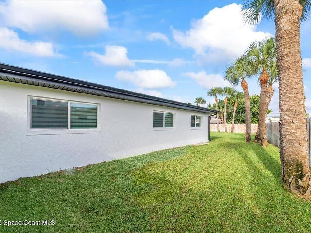 300 Oak Street, Melbourne Beach, FL 32951