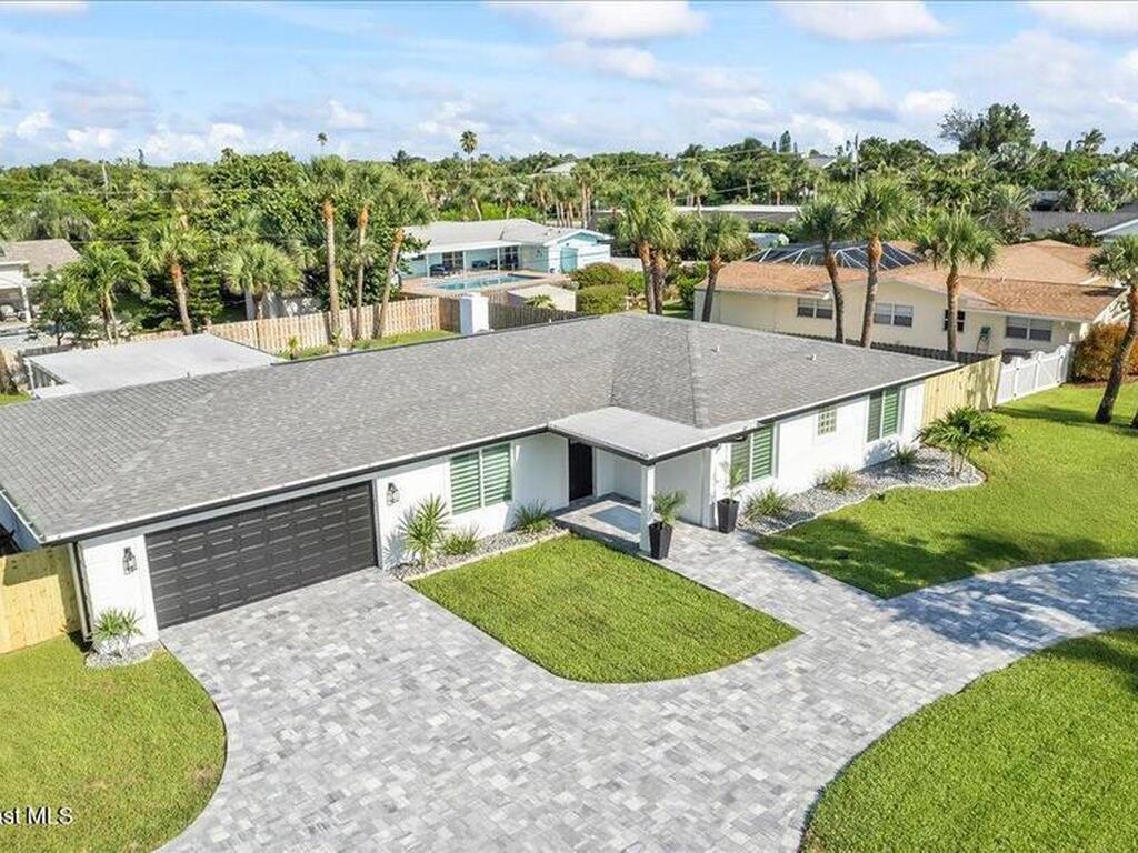 300 Oak Street, Melbourne Beach, FL 32951