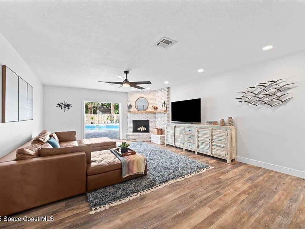 300 Oak Street, Melbourne Beach, FL 32951
