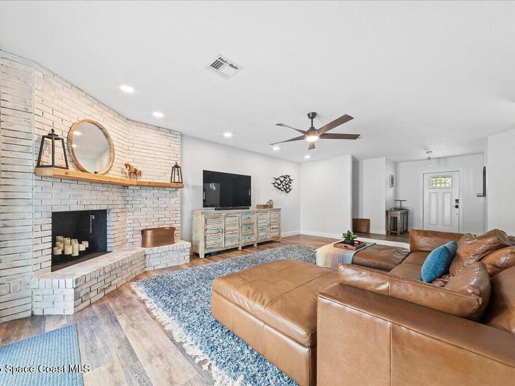 300 Oak Street, Melbourne Beach, FL 32951