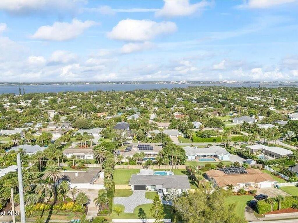 300 Oak Street, Melbourne Beach, FL 32951